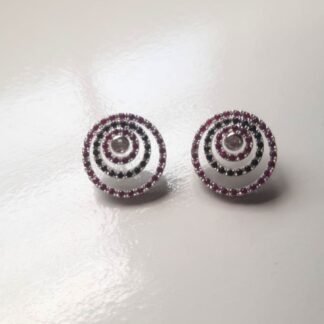 Brinco Círculos vazados cravejado onix e fúcsia