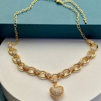 Colar Corações Cravejados