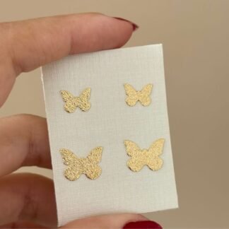 Brinco texturizado borboleta Ouro P